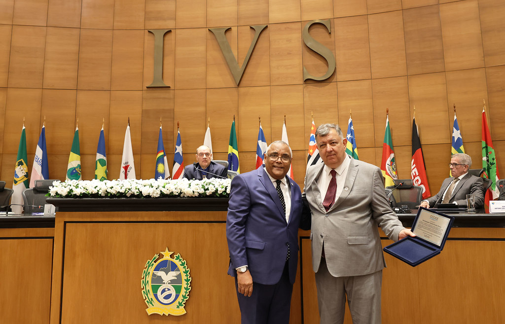 54890106760 d228b94105 b