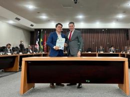 10.06.22-Termo-de-Cooperacao-Projeto-de-Regularizacao-Fundiaria-97-640x480-1